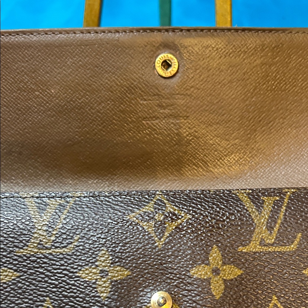 Louis Vuitton Brown Monogram Continental Wallet Very Good Condition - Picture 4 of 15
